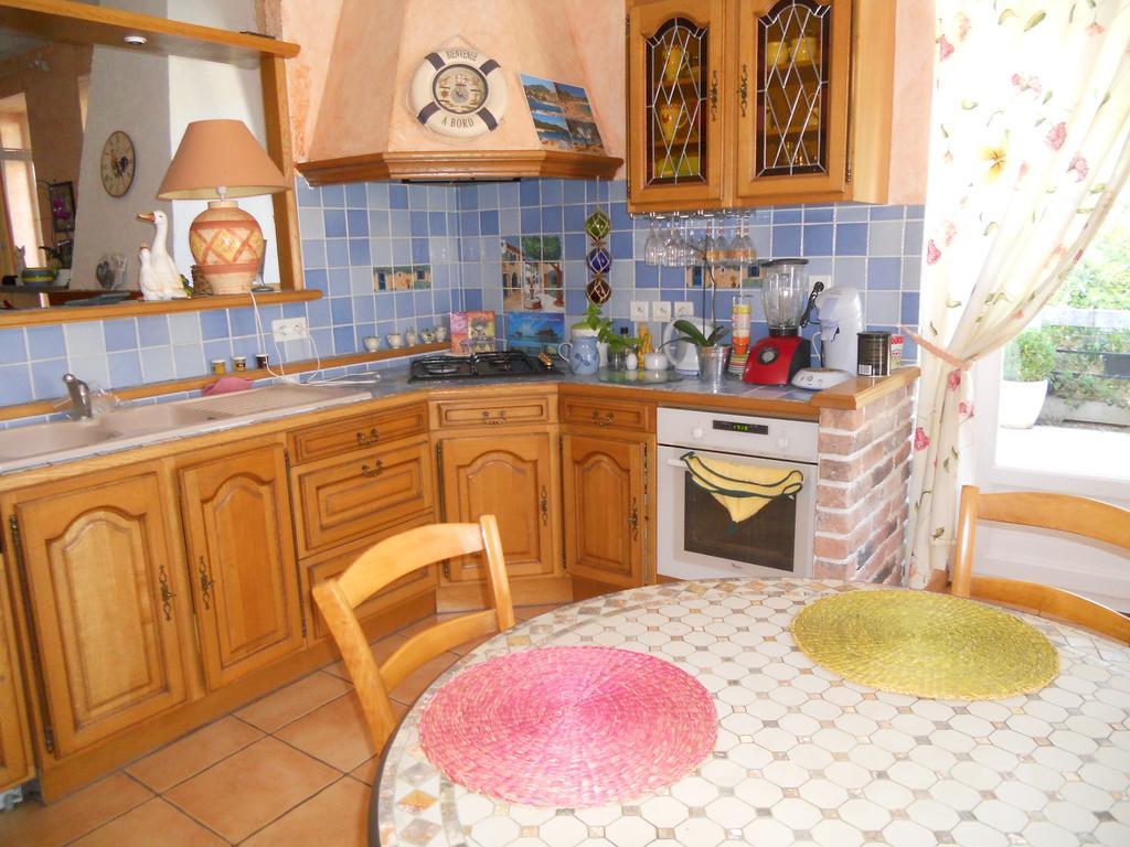 Les Hirondelles Chambres D'Hotes Serres  Exterior photo